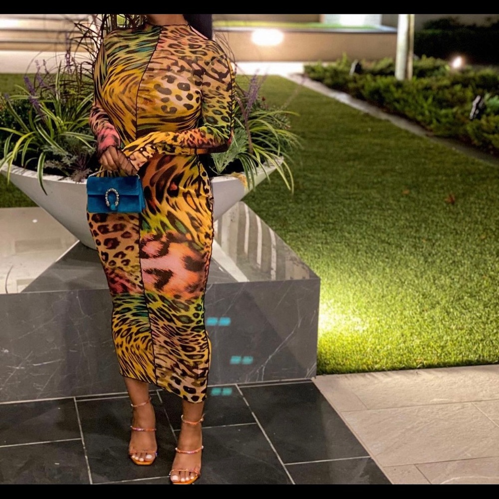 BEAUTIFUL Bodycon animal print dress